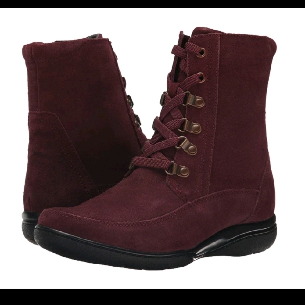 Clark's Kearns Sirena Burgundy Boots